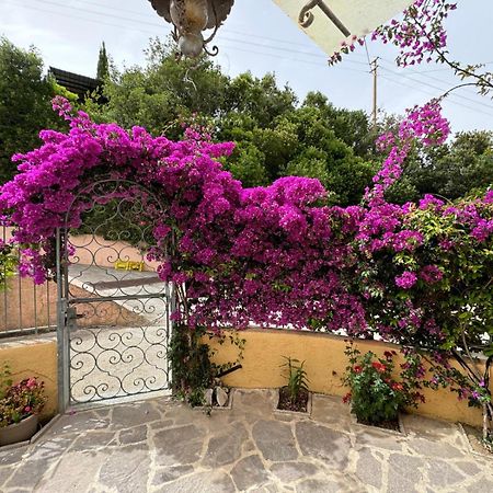 Апартаменты Villino Norsi Портоферрайо Экстерьер фото